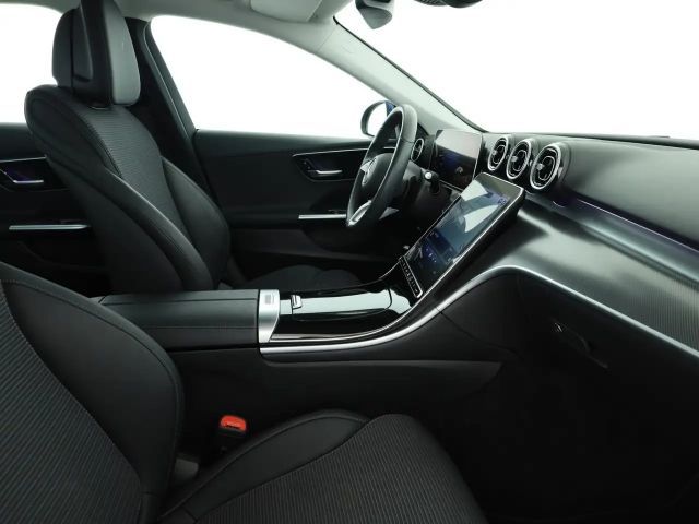 Mercedes-Benz C 200 AVANTGARDE Sedan