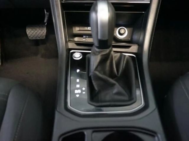 Volkswagen Touran DSG R-Line