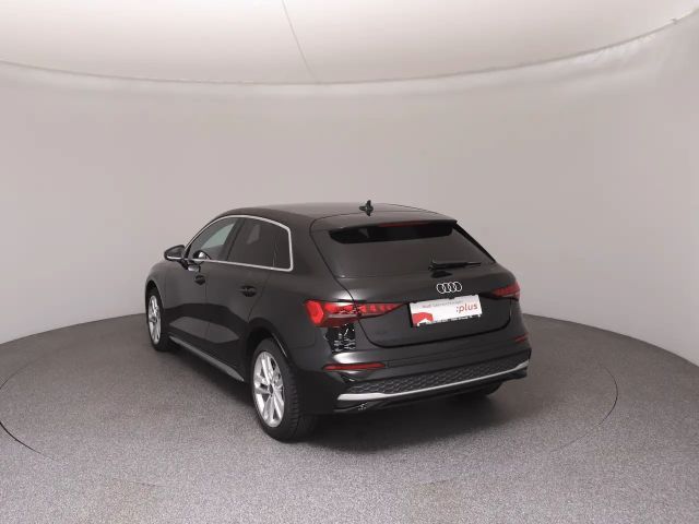 Audi A3 30 TFSI Sedan