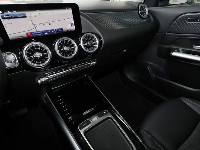 Mercedes-Benz GLA 250 GLA 250 e