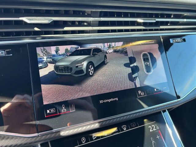 Audi SQ8 SUV AHK+HD-MATRIX+360 KAM+HUD+MASSAGE