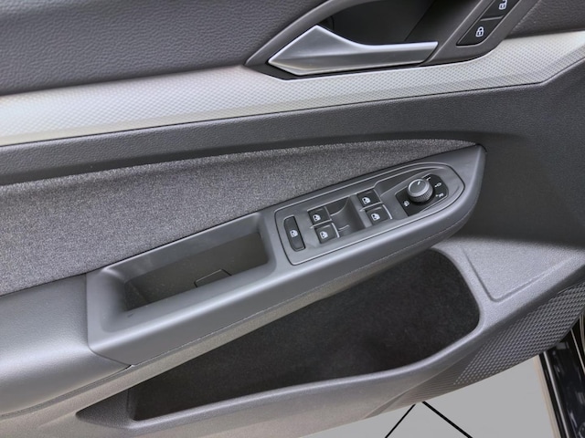 Volkswagen Golf 1.5 eTSI DSG Move