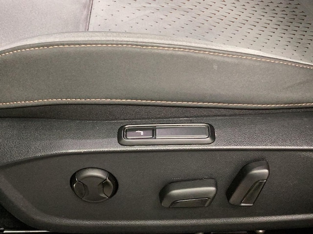 Cupra Born Born 360 ALLWETTER LM19 PRIVACY SITZHZ