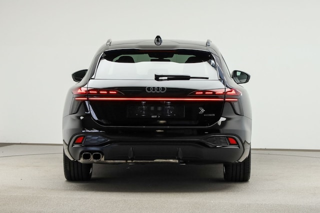 Audi A6 Avant Quattro S-Tronic