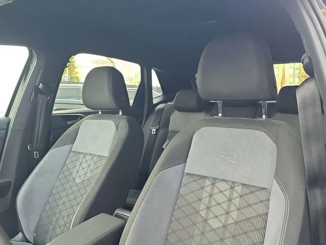 Volkswagen Polo 1.0 TSI DSG R-Line