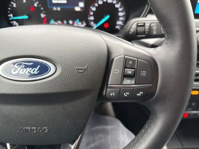 Ford Focus Cool & Connect Wagon