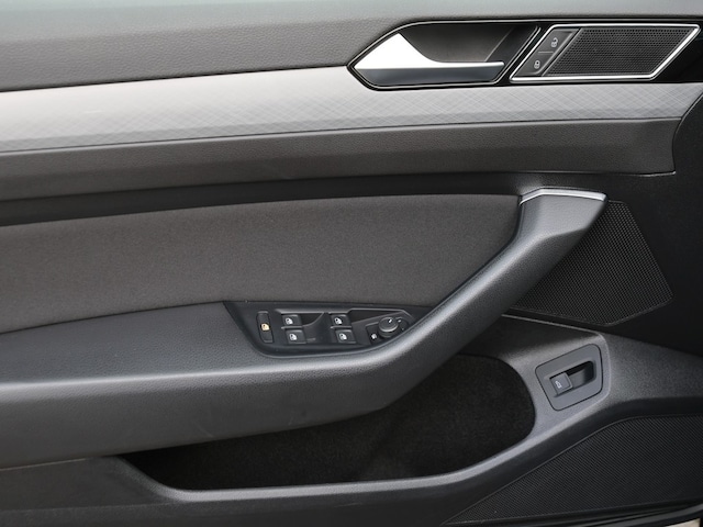 Volkswagen Passat 2.0 TDI Business DSG Variant