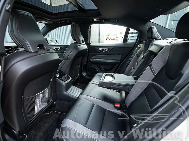 Volvo S60 AWD R-Design Recharge