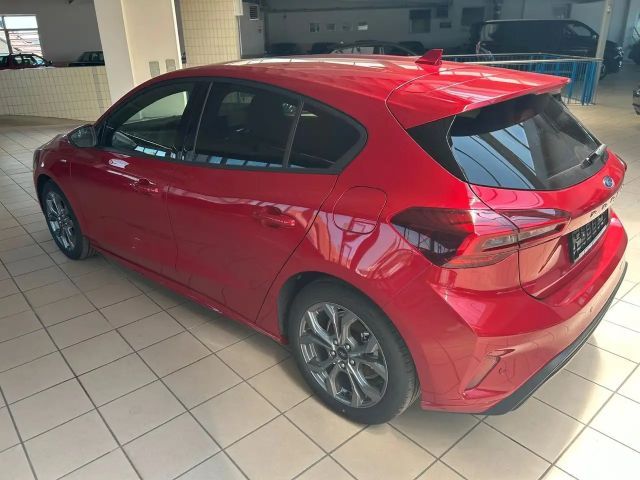 Ford Focus EcoBoost ST Line