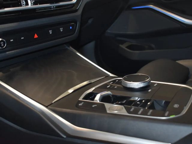 BMW 320 320d M-Sport xDrive