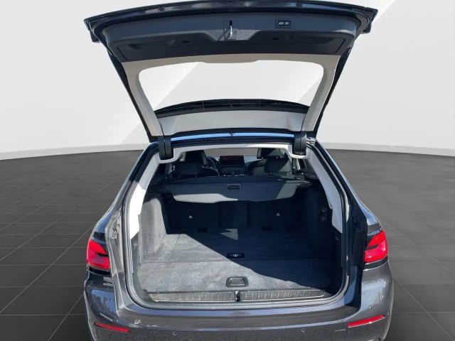 BMW 530 530d Luxury Line Touring xDrive