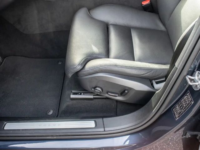 Volvo XC60 AWD Dark Ultimate