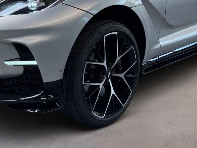 Aston Martin DBX DBX707 Facelift | Lightning Silver | Pano | B&W