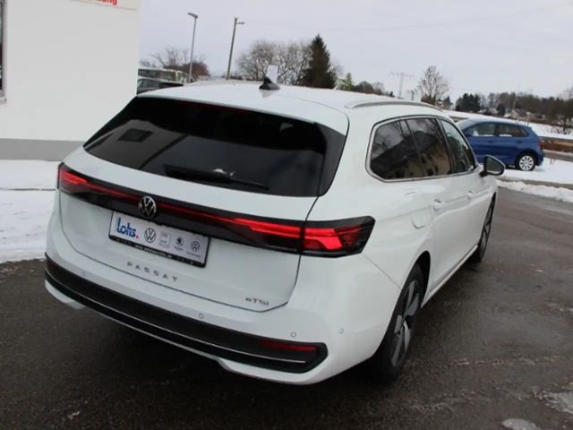 Volkswagen Passat 1.5 eTSI Business DSG Variant