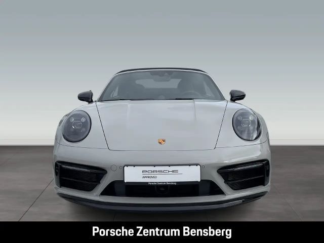 Porsche 992 Cabrio Carrera GTS