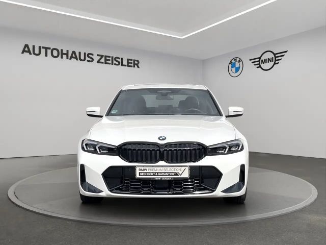 BMW 330 330i M-Sport Sedan