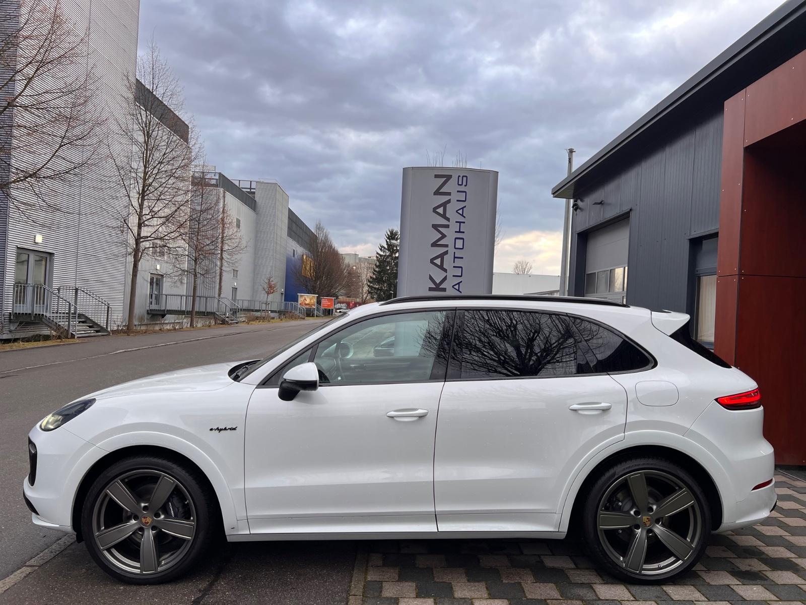 Porsche Cayenne E-Hybrid Platinum Edition