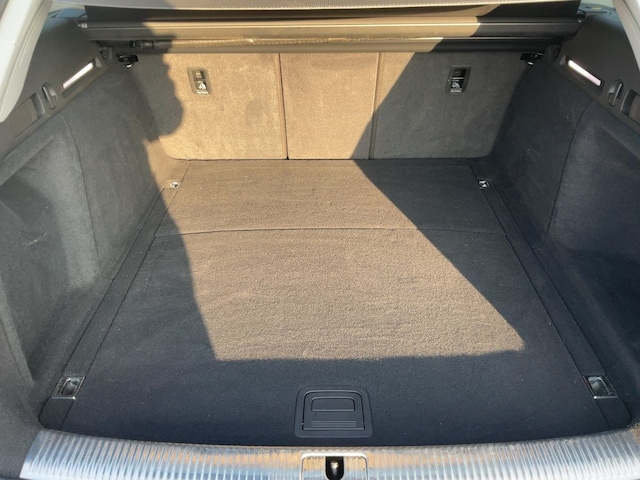 Audi A4 35 TFSI Avant S-Line S-Tronic