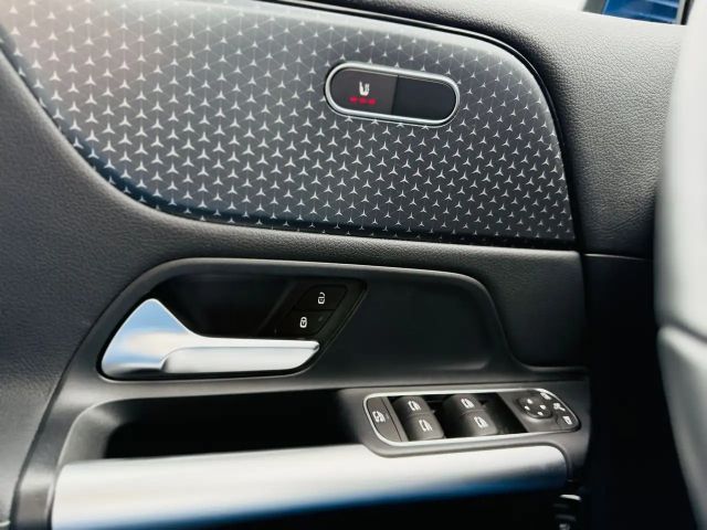 Mercedes-Benz B 200 Progressive Sedan