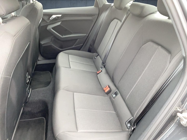 Audi A3 30 TFSI S-Tronic Sedan