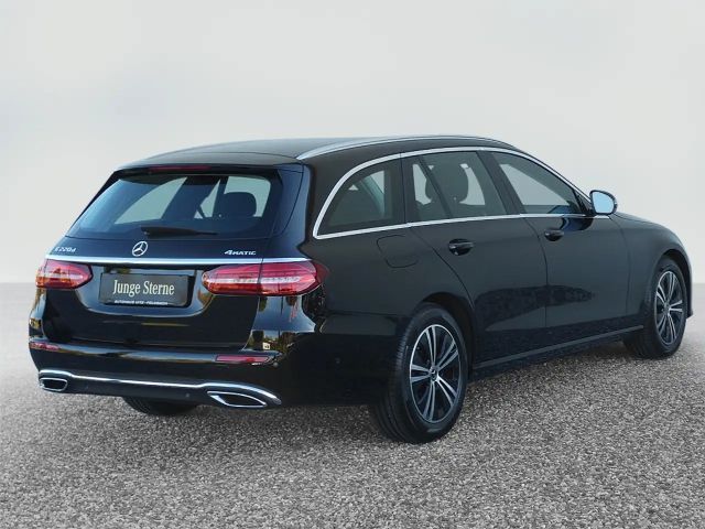 Mercedes-Benz E 220 4MATIC E 220 d Estate