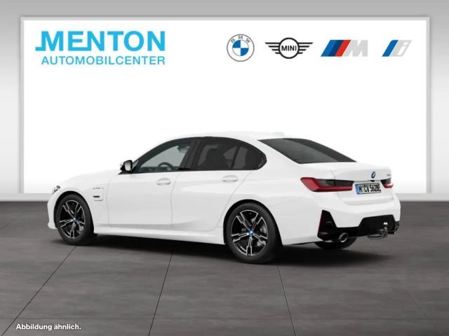 BMW 330 330e M-Sport Sedan
