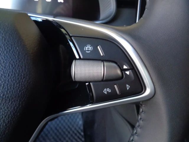 Skoda Kamiq Essence TSI