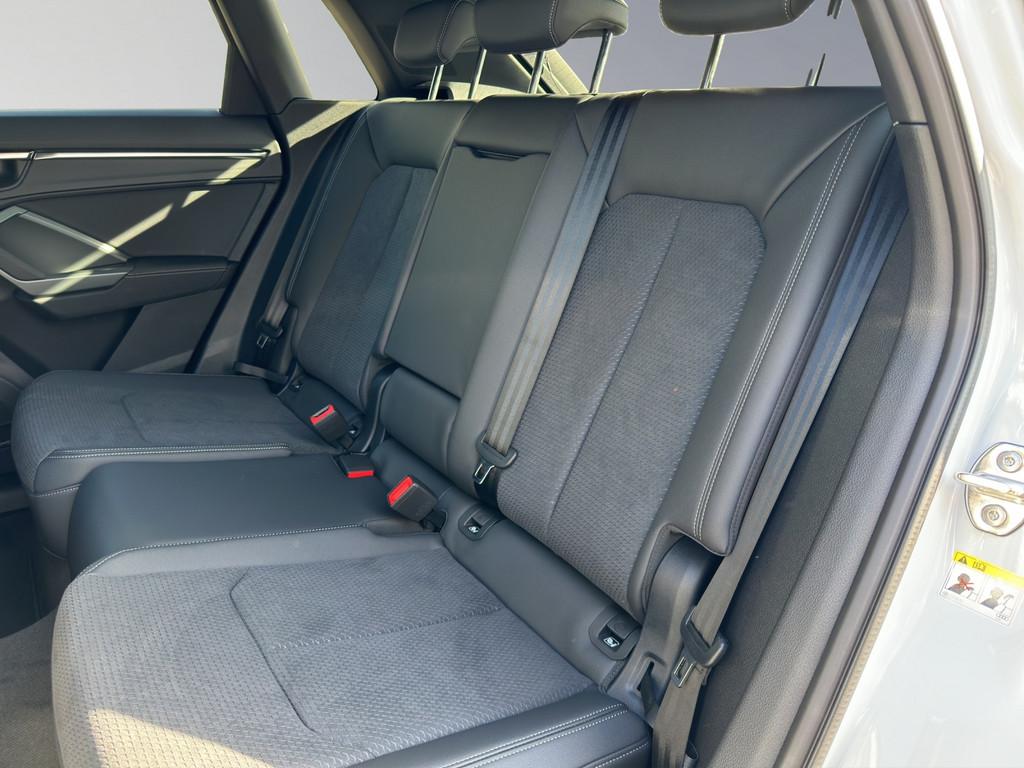 Audi Q3 35 TFSI S-Line S-Tronic