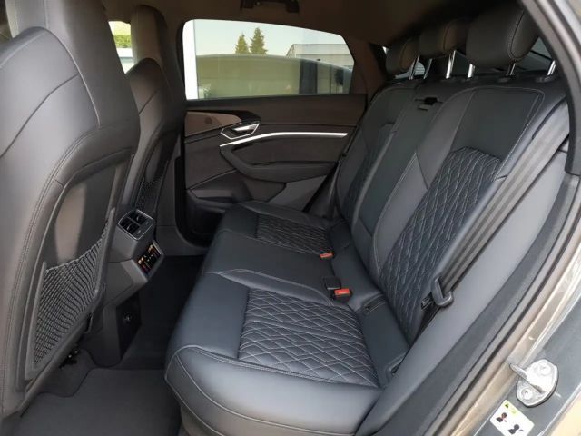 Audi e-tron Quattro S-Line