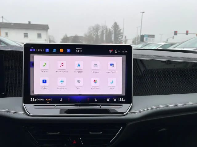 Volkswagen Passat ACT Business DSG Variant