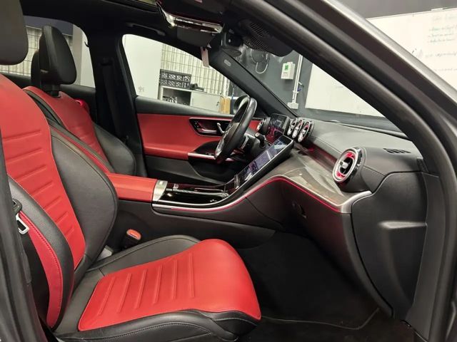 Mercedes-Benz C 300 4MATIC AMG Line