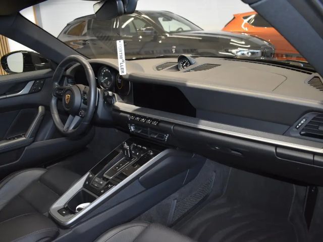 Porsche 911 4 Carrera Coupé S