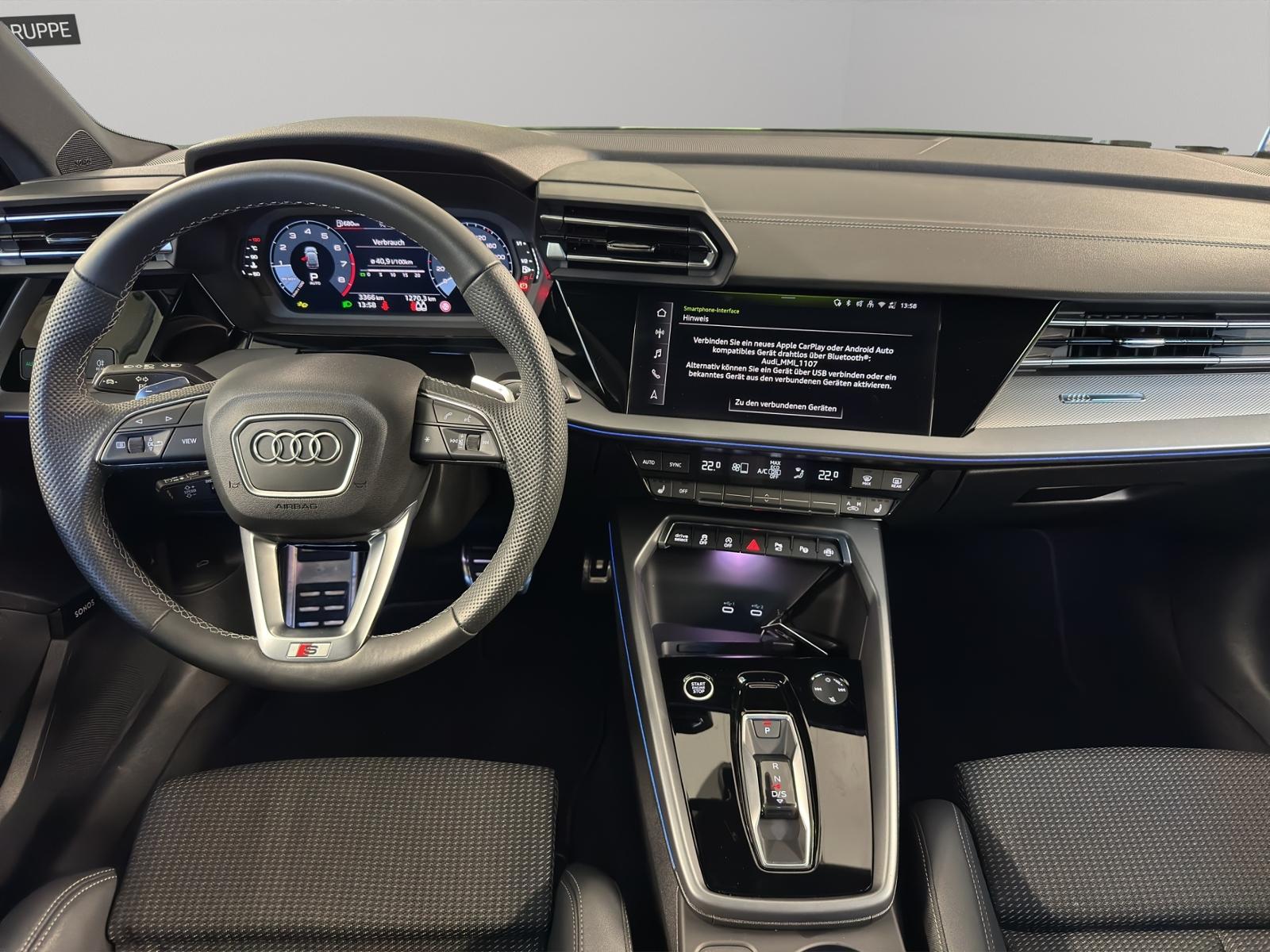 Audi A3 35 TFSI S-Line Sedan Sportback