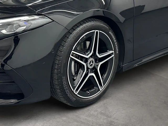 Mercedes-Benz A 200 AMG Line