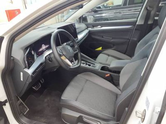 Volkswagen Golf 1.5 eTSI Variant