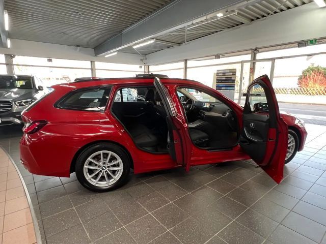 BMW 318 318d Touring