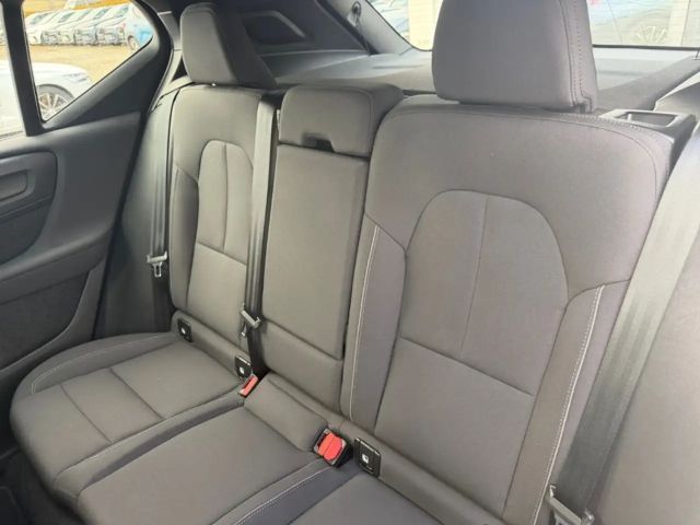 Volvo XC40 AWD Plus Recharge Twin Engine