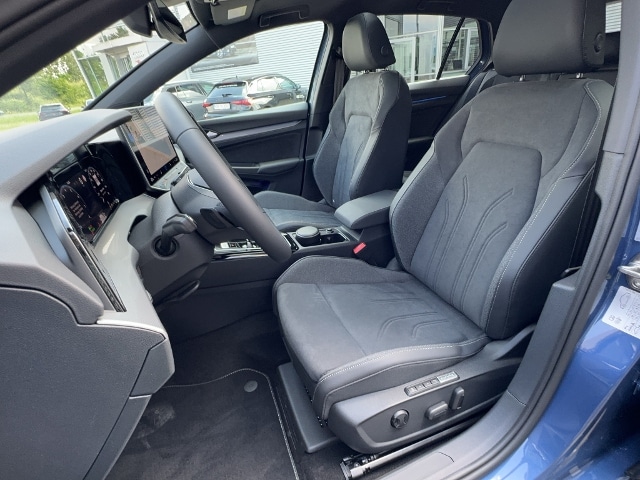 Volkswagen Golf 1.5 eTSI DSG Golf VIII