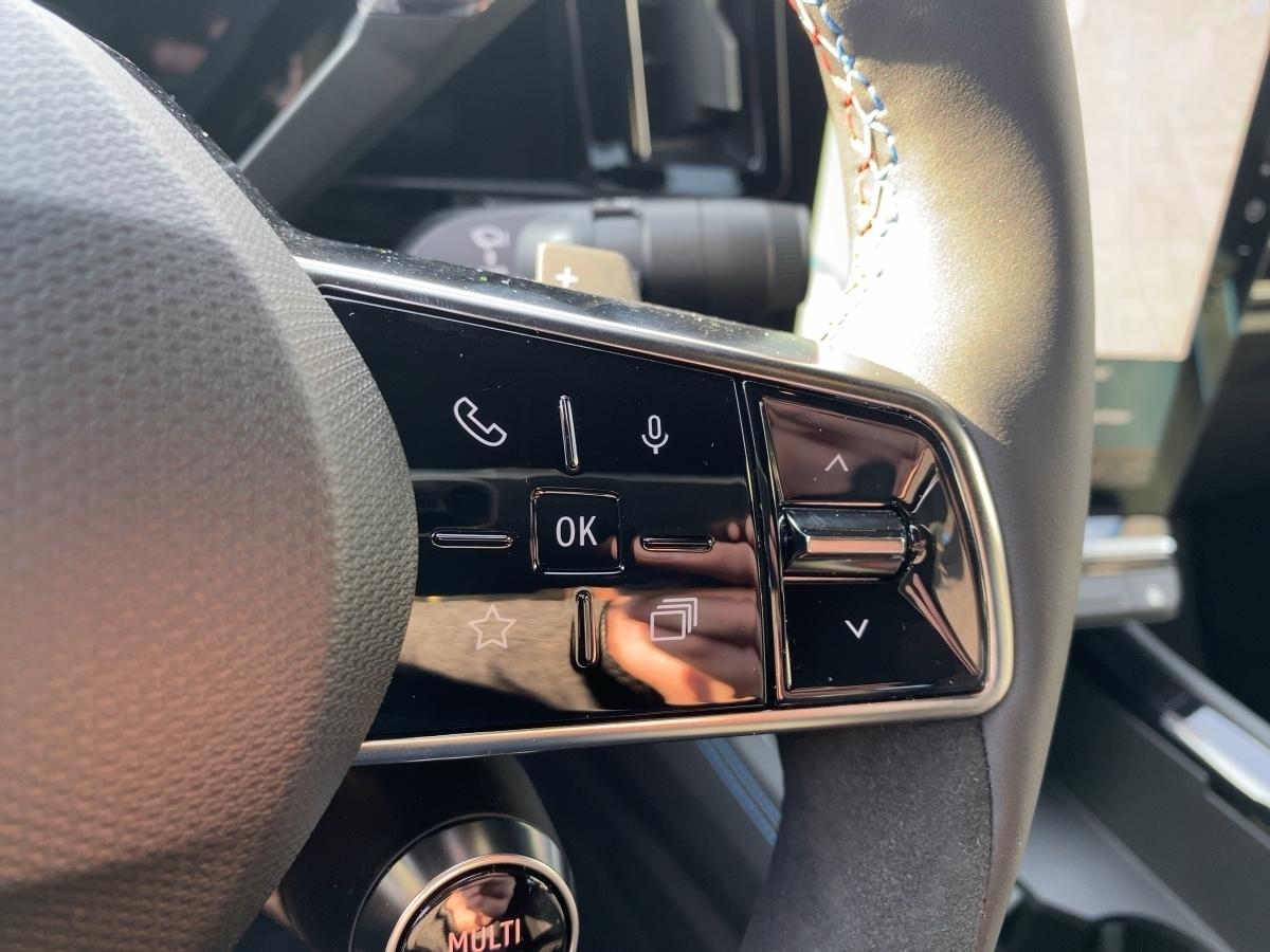 Renault Rafale E - Tech 1.2 Hybrid 200