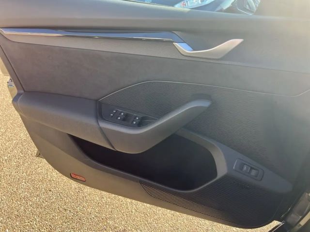 Skoda Octavia 2.0 TSI Combi RS