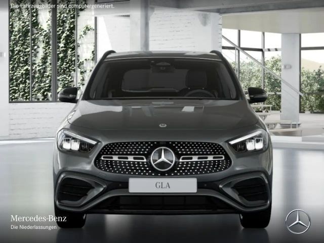 Mercedes-Benz GLA 180 AMG Line