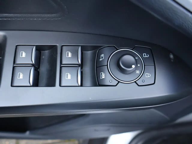 Ford Focus Cool & Connect