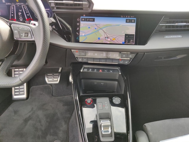 Audi RS3 Quattro S-Tronic Sedan