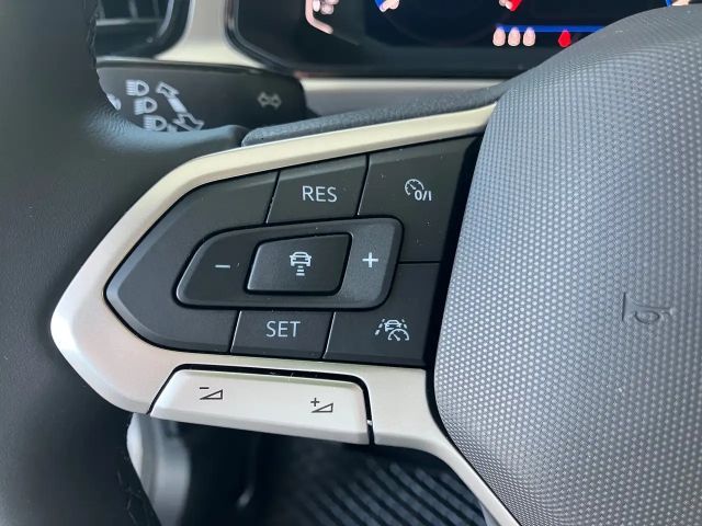 Volkswagen T-Roc Friends TSI