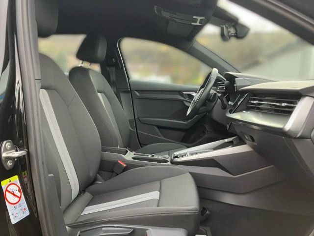 Audi A3 35 TFSI S-Tronic Sedan