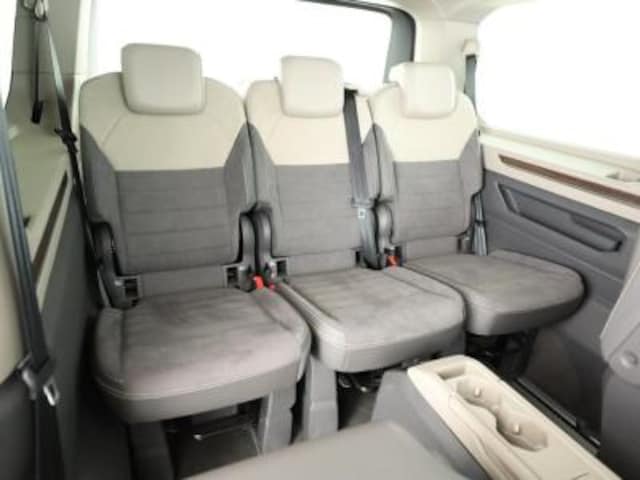 Volkswagen Multivan DSG Lang Style T7