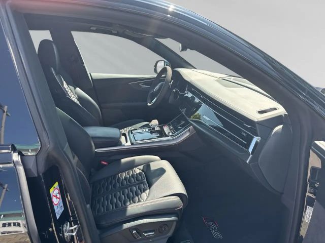 Audi RS Q8 Quattro