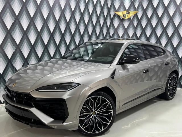 Lamborghini Urus SE // CARBON // UNIKÄT // VOLLE HÜTTE //