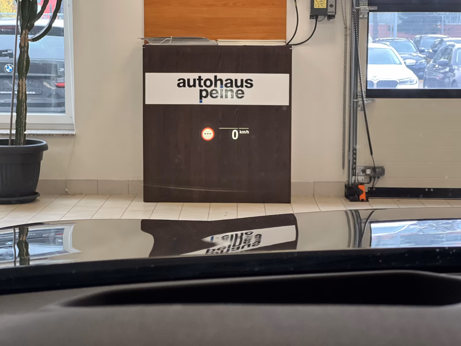 BMW 520 dxD/HUD/AHK/Massag&BelüftStz/Panor/LuxL