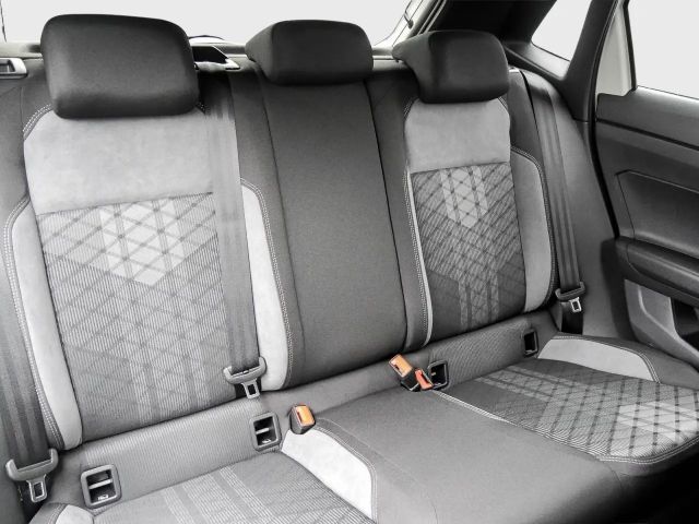 Volkswagen Polo 1.0 TSI DSG IQ.Drive R-Line